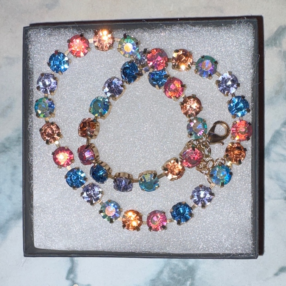 Multicolor Crystal Necklace that’ll steal the spotlight of any party or evening!